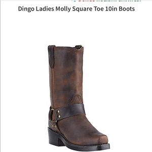 Woman’s Dingo boots